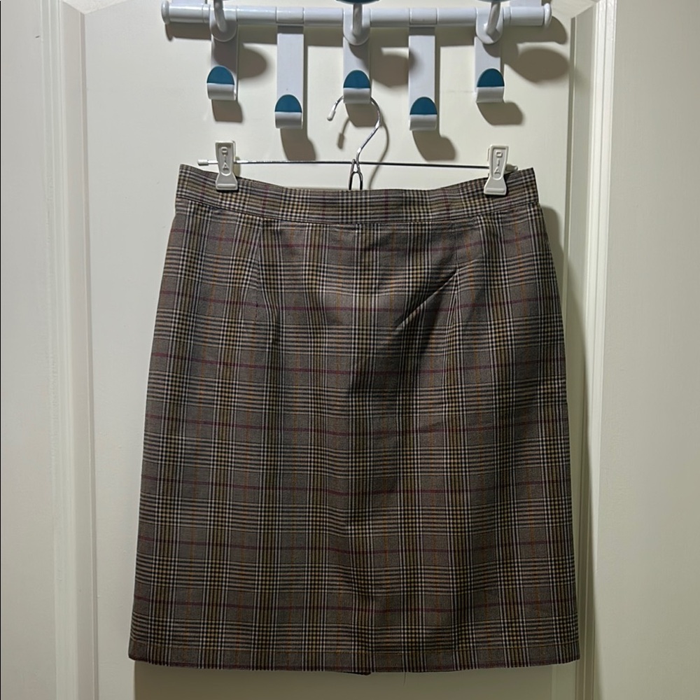 Classic Plaid Skirt  Size:14